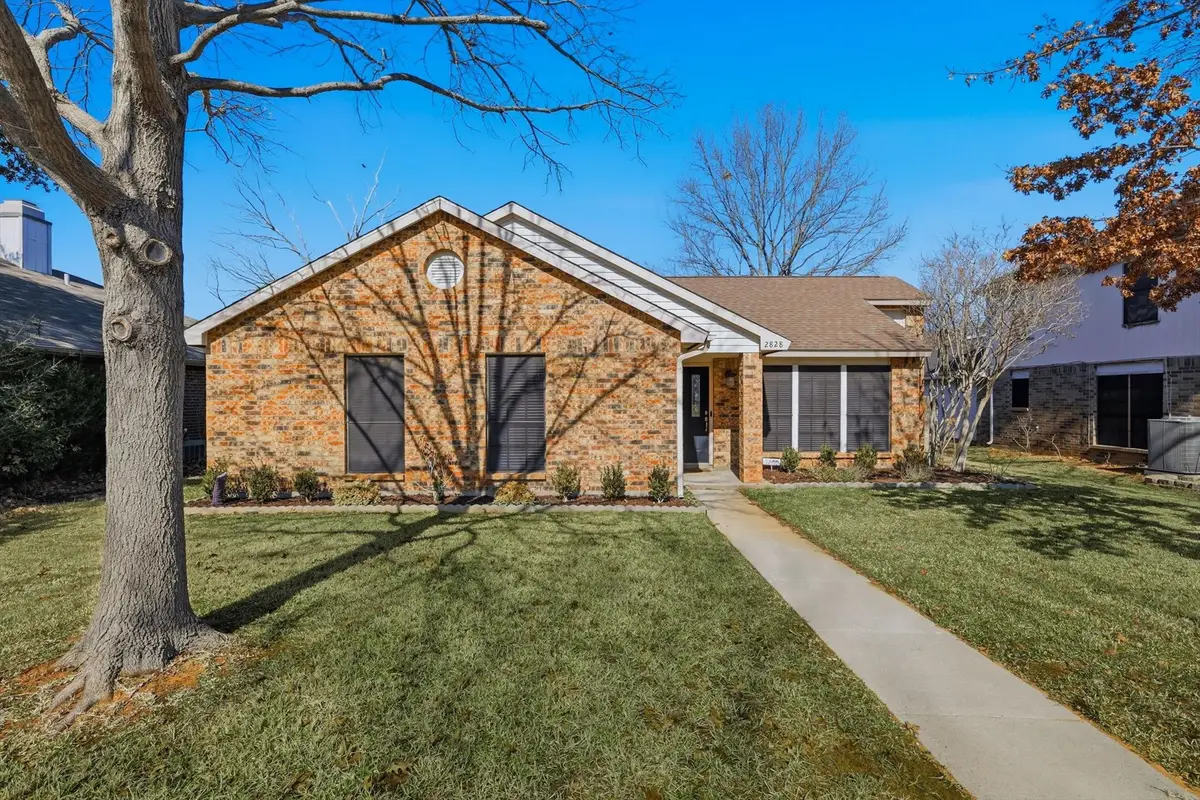 2828 Windsor Drive, Flower Mound, TX 75028 - Image #1
