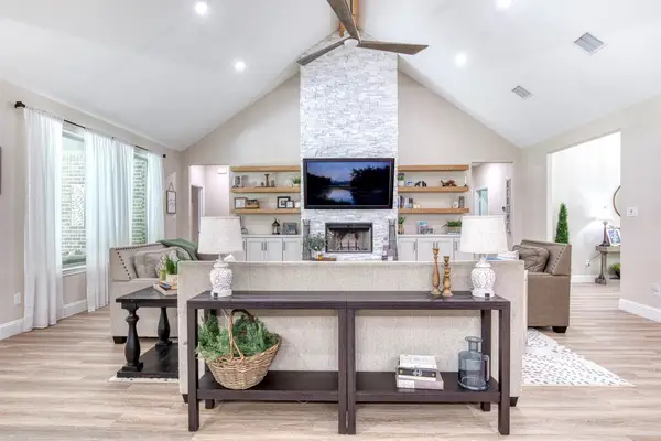 2121 Canyon Lake Road, Wills Point, TX 75169