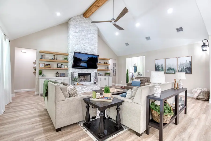 2121 Canyon Lake Road, Wills Point, TX 75169 - Image #2