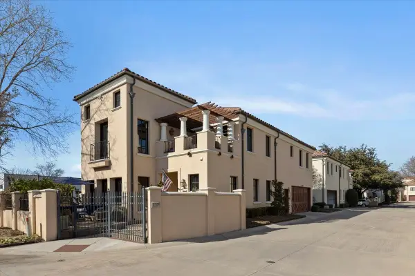 2728 Miro Court, Fort Worth, TX 76107