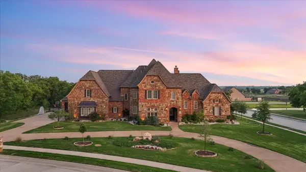 103 Oak Grove Lane, Boyd, TX 76023