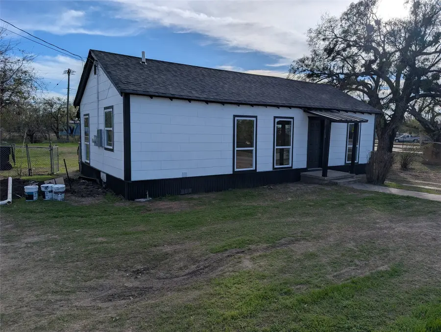 539 W Lake Drive, Hamlin, TX 79520 - Image #2