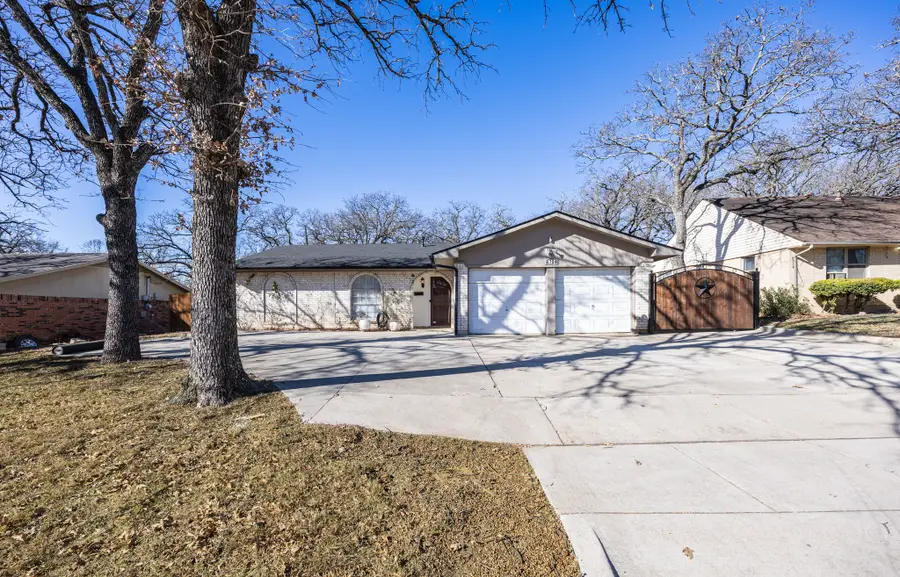 6704 Trailwood Drive, Forest Hill, TX 76140 - Image #2