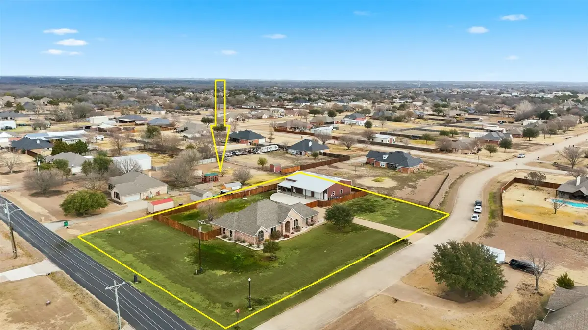 5411 Deerfield Lane, Midlothian, TX 76065 - Image #1