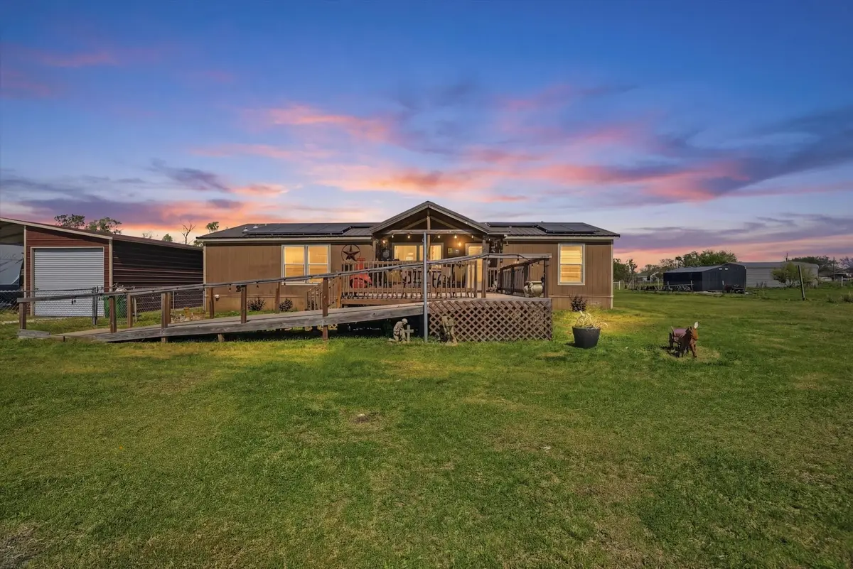 716 Lathem Boulevard, Venus, TX 76084 - #1