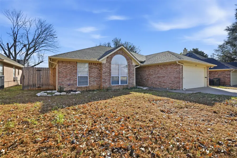 1025 Matthew Street, Burleson, TX 76028 - Image #2