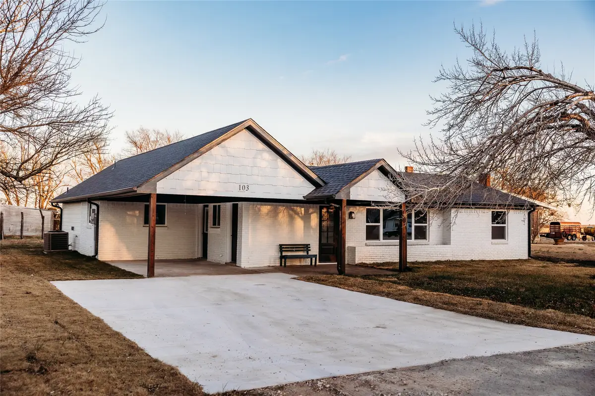 103 Main Street, Windom, TX 75492 - Image #1