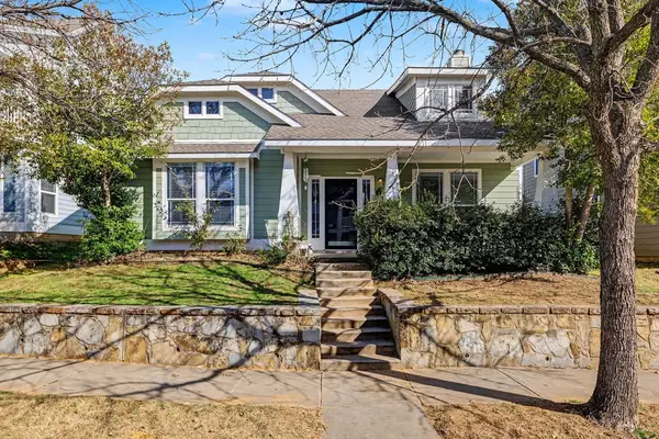 1808 Plymouth Drive, Aubrey, TX 76227