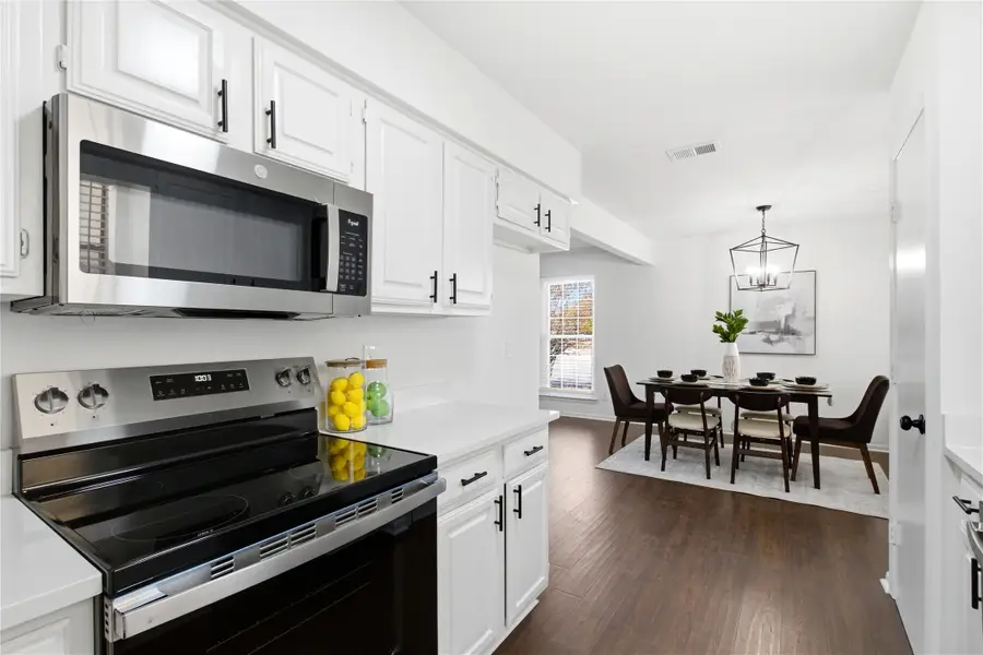 1502 Lime Leaf Lane, Duncanville, TX 75137 - Image #3