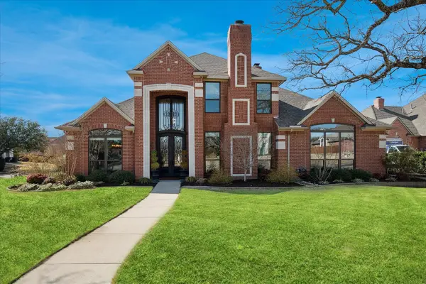 112 Woodglen Court, Southlake, TX 76092