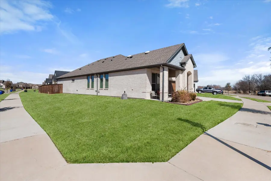 2900 Bluff Creek Drive, Mansfield, TX 76063 - #2