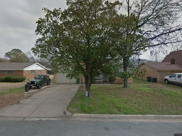 1352 Simpson Drive, Hurst, TX 76053