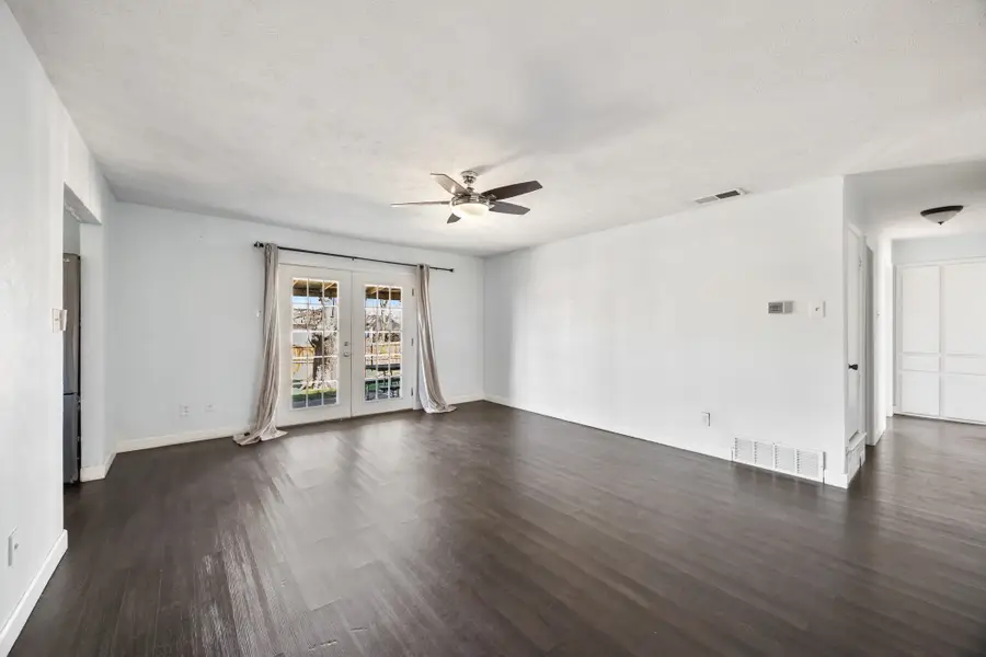 743 Price Drive, Lewisville, TX 75067 - #3