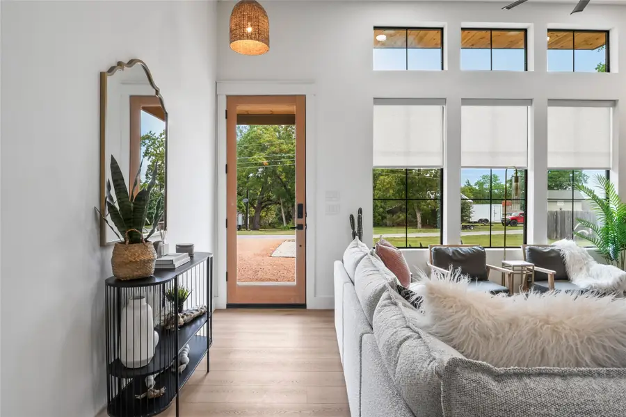 118 Bayside Circle, Gainesville, TX 76240 - Image #3