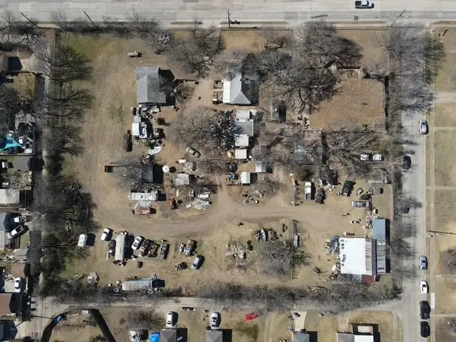 1006 N Masters Drive, Dallas, TX 75217 - Image #3