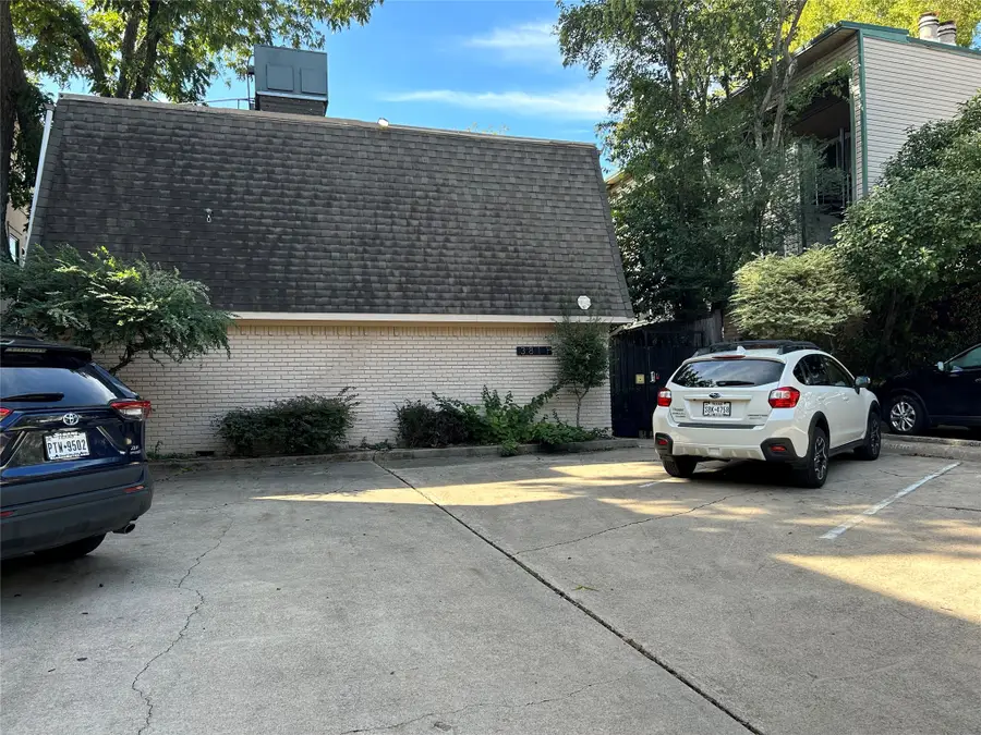 3811 Holland Avenue, Dallas, TX 75219 - Image #2