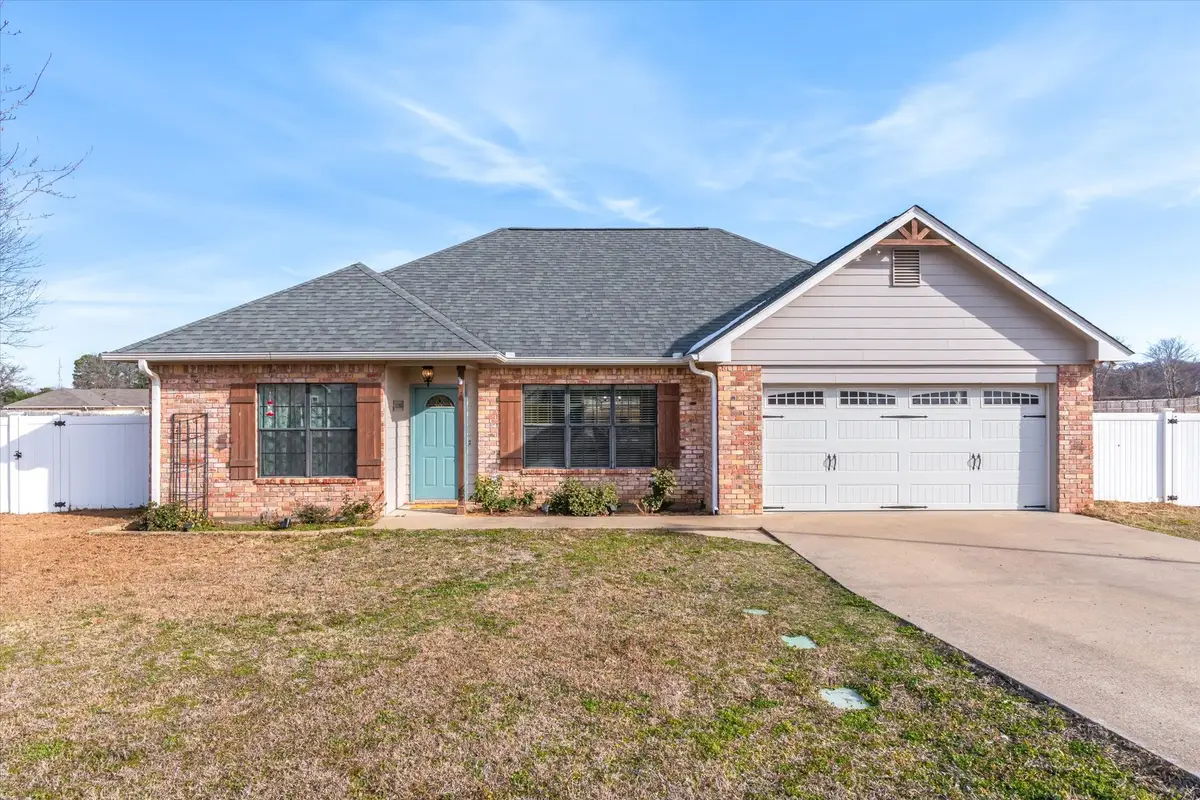 6030 Suncrest Drive, Athens, TX 75752 - Image #1