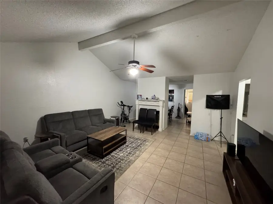 2916 Kathleen Lane, Euless, TX 76039 - Image #3