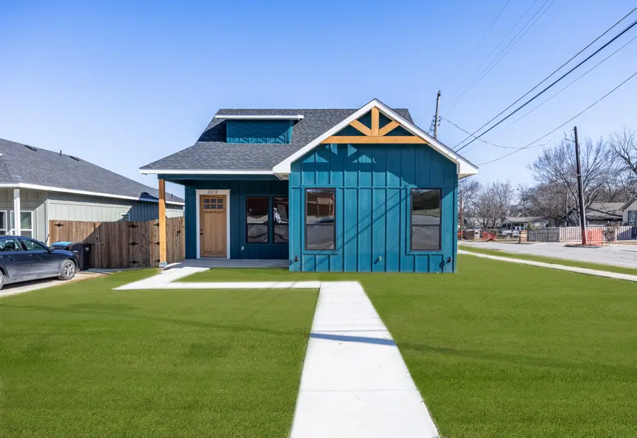 2613 Walker Street, Fort Worth, TX 76105 - Image #2