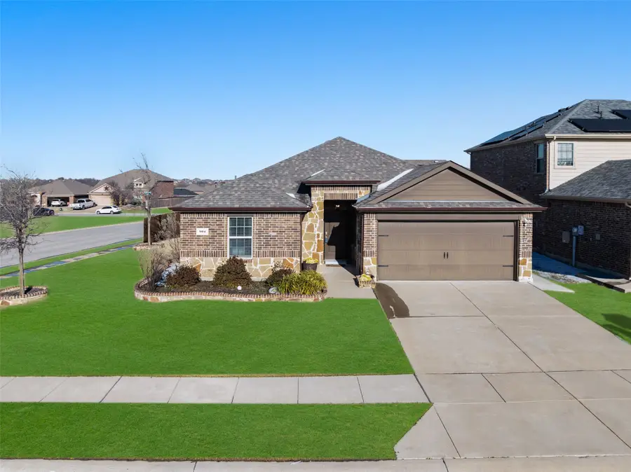 904 Meadow Wood Lane, Princeton, TX 75407 - Image #2