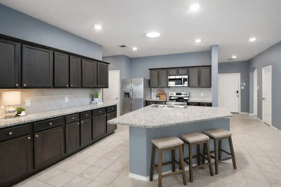 904 Meadow Wood Lane, Princeton, TX 75407 - Image #3