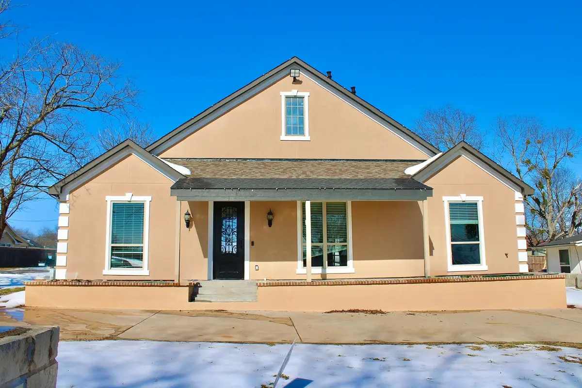 722 Clements Avenue, Van Alstyne, TX 75495 - #1