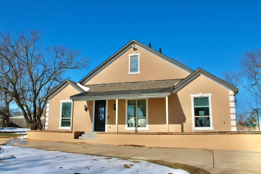 722 Clements Avenue, Van Alstyne, TX 75495 - #3