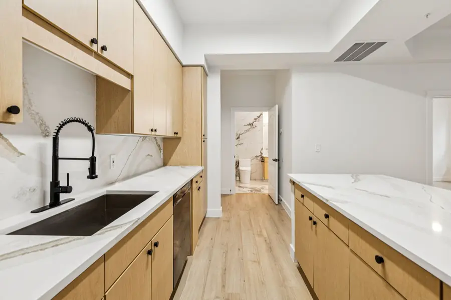 3225 Turtle Creek Boulevard #142, Dallas, TX 75219 - Image #3