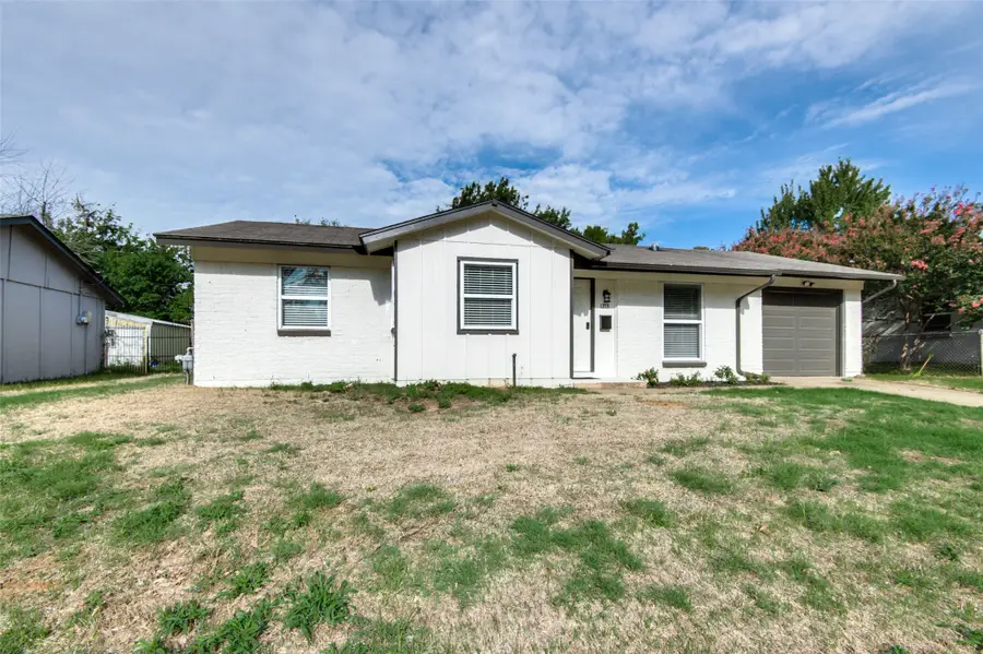 1213 Glenn Drive, Euless, TX 76039 - Image #3