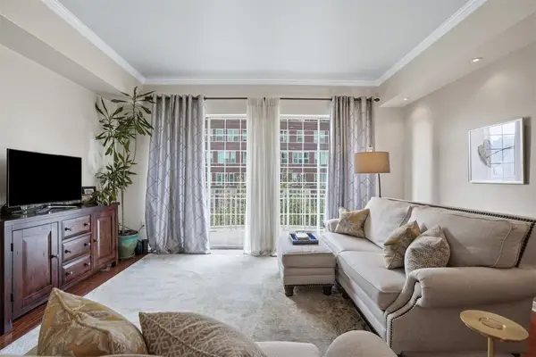 3225 Turtle Creek Boulevard #318, Dallas, TX 75219