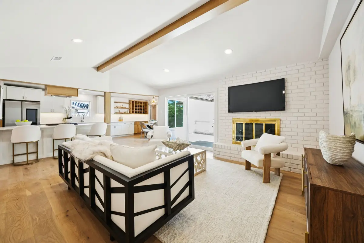 3145 Darvany Drive, Dallas, TX 75220 - Image #1