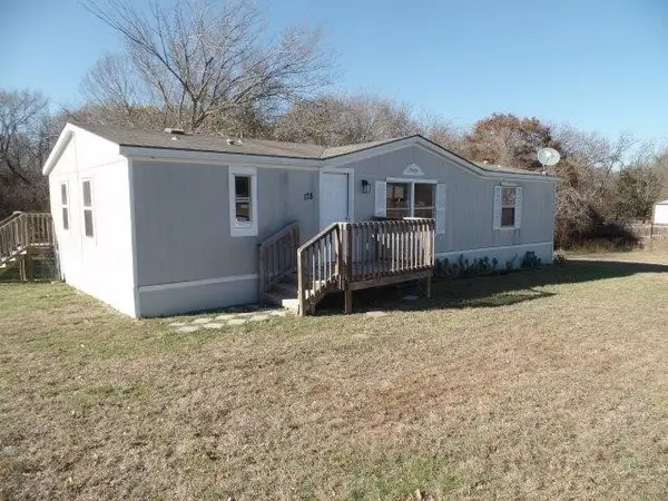 178 Valley Lake Lane, Springtown, TX 76082