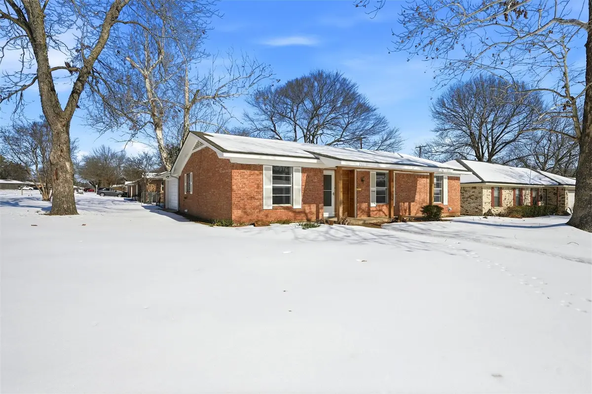 2611 Easy Street, Denison, TX 75020 - #1