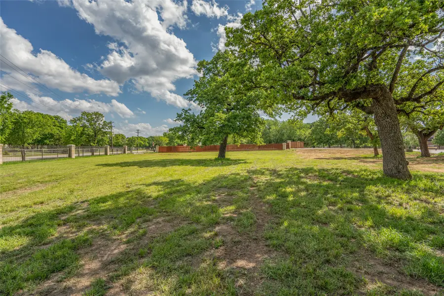 225 Valerie Way, Copper Canyon, TX 76226 - Image #3