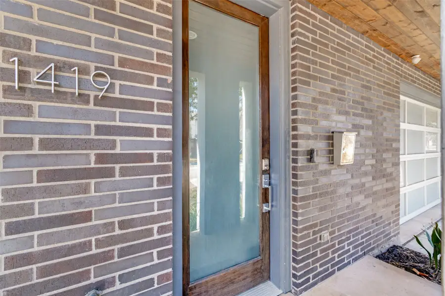 1419 Hubert Street, Dallas, TX 75206 - Image #2