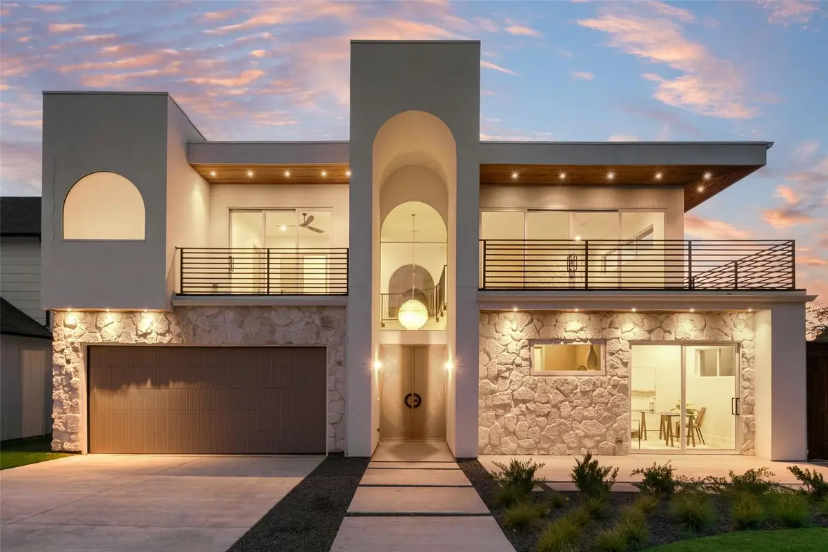 3904 Rochelle Drive, Dallas, TX 75220 - Image #1