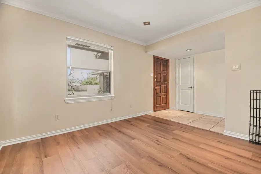 5005 Heather Glen Drive, Garland, TX 75043 - Image #3