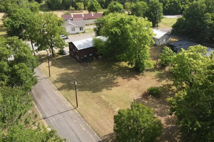 104 E South Street, Clarksville, TX 75426 - Image #3