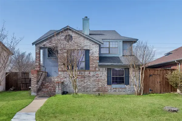 2903 Hunters Point Lane, Carrollton, TX 75007