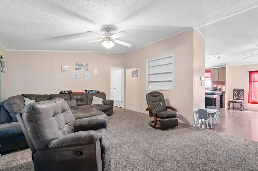 310 Glenwood Street, Gainesville, TX 76240 - #3