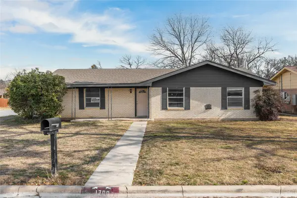 1700 18th Street, Brownwood, TX 76801