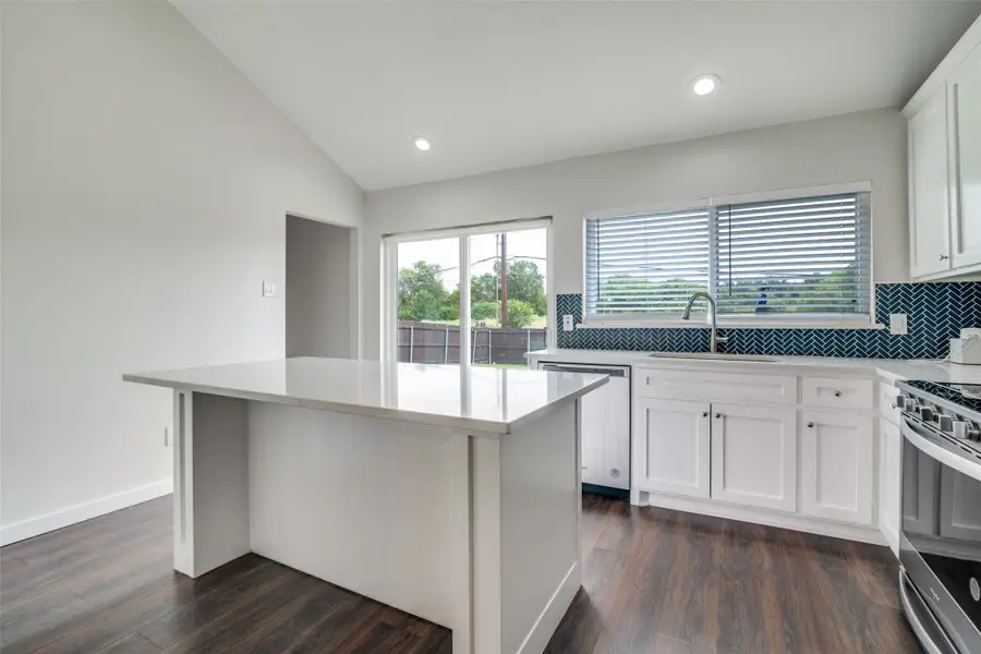 2405 Whippoorwill Drive, Mesquite, TX 75149 - Image #3