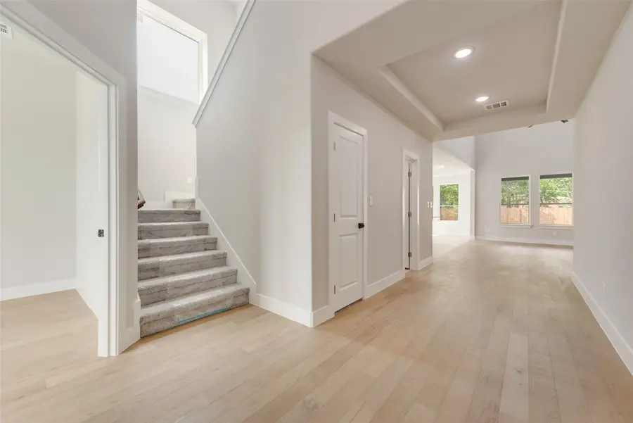 6810 Windward View Drive, Rowlett, TX 75088 - Image #3