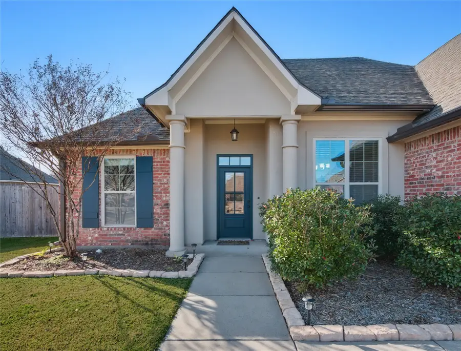 329 Camelback Drive, Bossier City, LA 71111 - Image #3