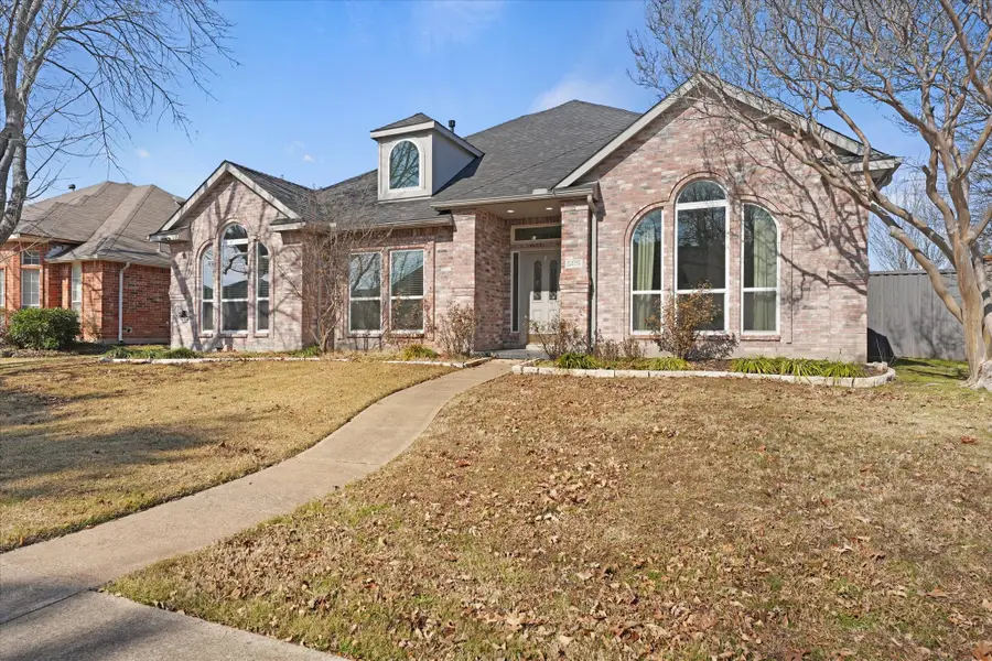 8405 Greenspoint Drive, Rowlett, TX 75088 - Image #2