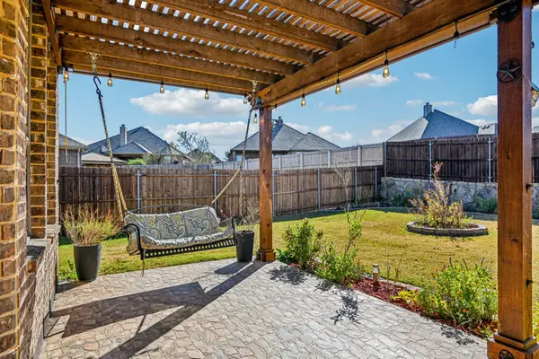 3209 Brighton Drive, Midlothian, TX 76065