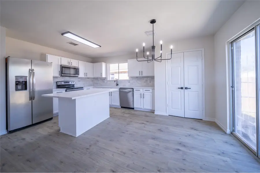 152 Rolling Hills Place, Lancaster, TX 75146 - Image #3