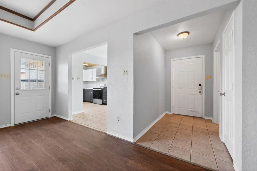 402 Sunset Drive, Crandall, TX 75114 - #3