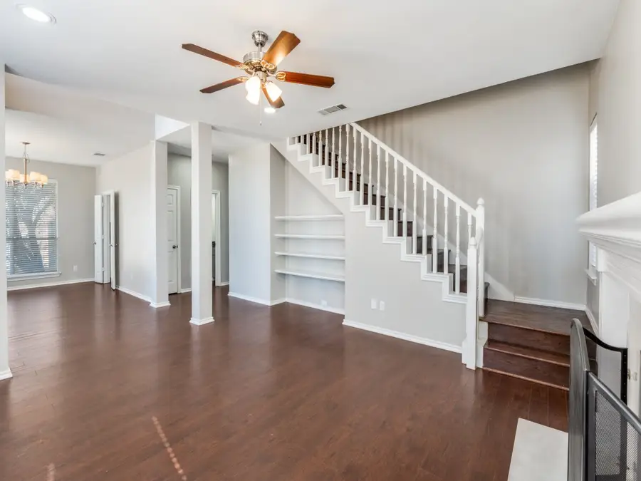 3922 Bach Boulevard, Carrollton, TX 75007 - Image #3