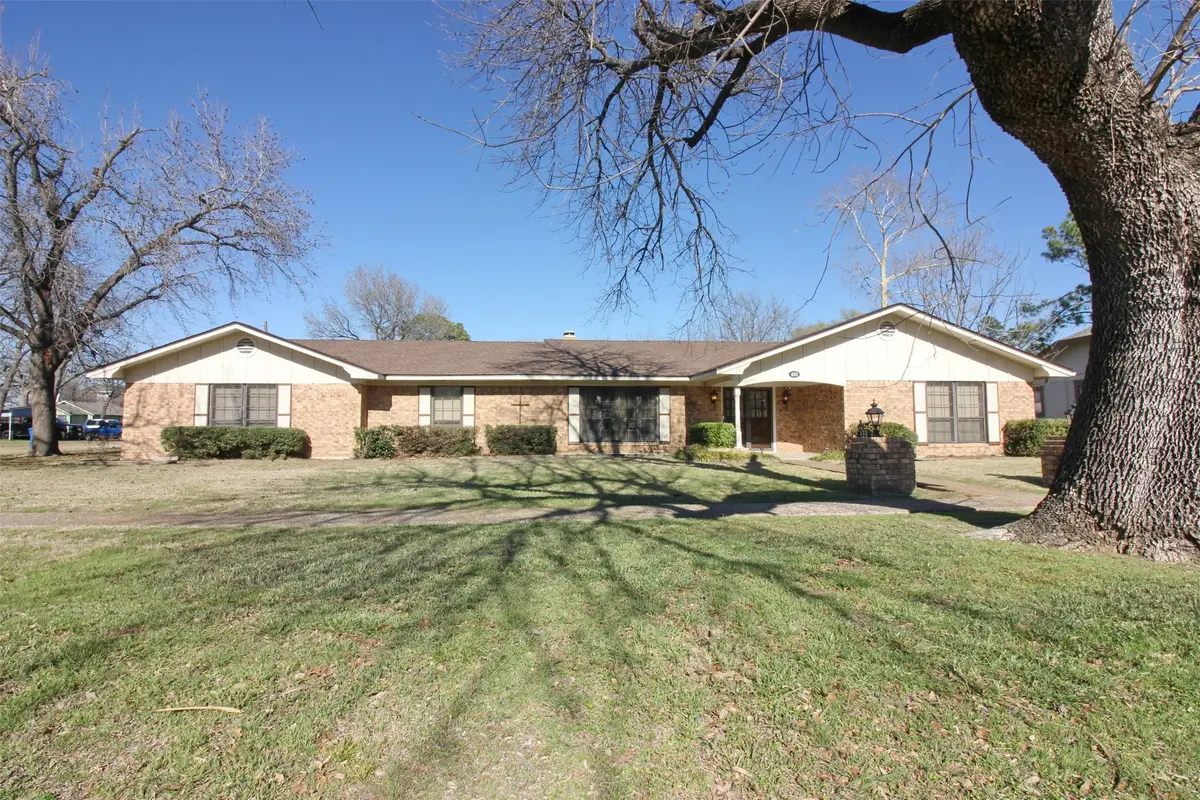 400 S Fordyce Street, Blooming Grove, TX 76626 - #1